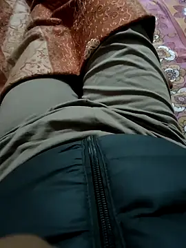 Snapshot of indianbluesky chatting on January 3, 12:08 pm indianbluesky online show from January 3, 12:08 pm