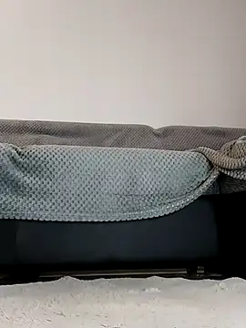 Viola sweet honey online show from November 13, 9:19 am