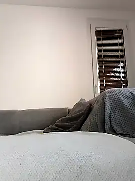 Viola sweet honey online show from April 3, 7:39 am