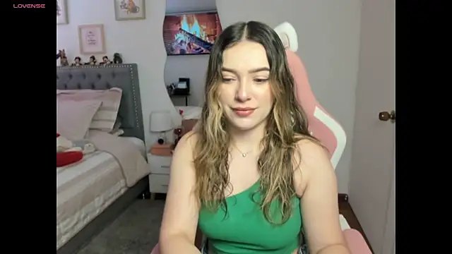 Snapshot of samysweet_8 chatting on January 21, 2:05 pm samysweet 8 online show from January 21, 2:05 pm