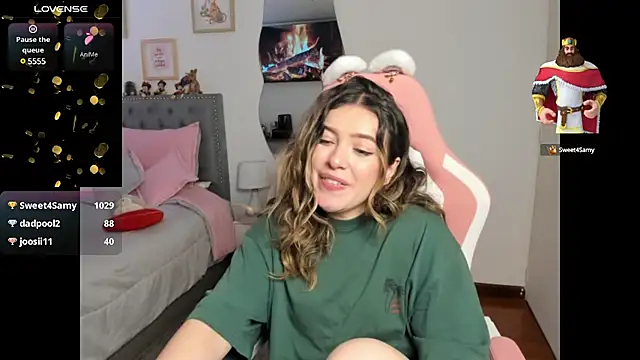 Snapshot of samysweet_8 chatting on March 3, 4:24 pm samysweet 8 online show from March 3, 4:24 pm