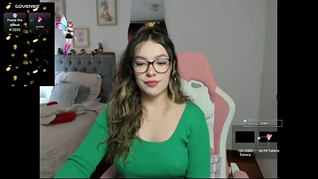 Snapshot of samysweet_8 chatting on September 11, 6:08 pm samysweet 8 online show from September 11, 6:08 pm