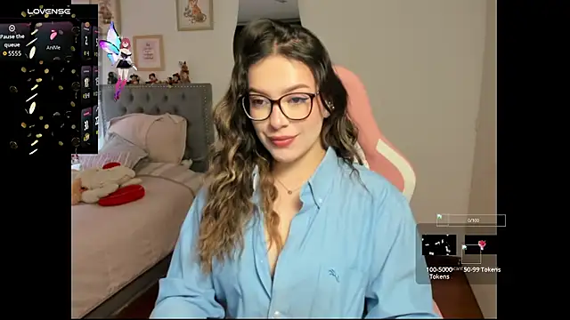 Snapshot of samysweet_8 chatting on September 12, 3:45 pm samysweet 8 online show from September 12, 3:45 pm