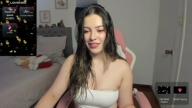 Snapshot of samysweet_8 chatting on January 10, 12:18 pm samysweet 8 online show from January 10, 12:18 pm