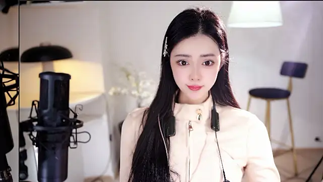 Ocean--Lili online show from March 22, 2:09 pm