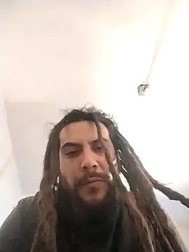 Snapshot of Pziko chatting on October 12, 5:01 pm Pziko online show from October 12, 5:01 pm