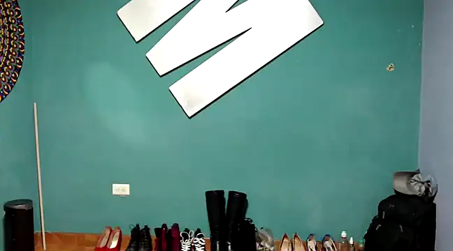 Snapshot of marinadenoche chatting on January 12, 1:32 am marinadenoche online show from January 12, 1:32 am