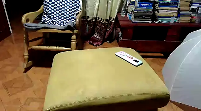 Snapshot of marinadenoche chatting on January 23, 12:25 am marinadenoche online show from January 23, 12:25 am