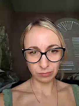 jennaspinkcandyxo online show from January 24, 6:35 pm