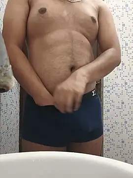 thebrownboi01 online show from June 3, 2:14 am