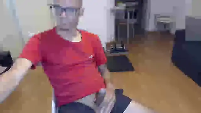 guachin hunk online show from November 17, 3:12 am