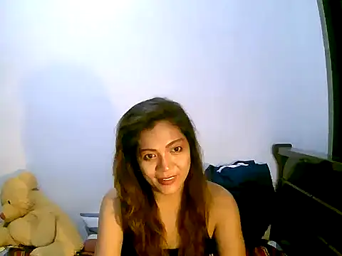 Snapshot of sweetvirginia01 chatting on September 14, 7:13 pm sweetvirginia01 online show from September 14, 7:13 pm