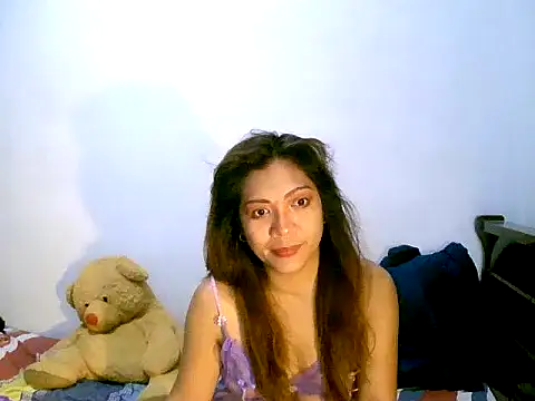 Snapshot of sweetvirginia01 chatting on October 3, 9:12 pm sweetvirginia01 online show from October 3, 9:12 pm