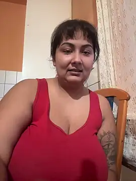 Snapshot of Madsion23 chatting on December 27, 3:37 pm Madsion23 online show from December 27, 3:37 pm