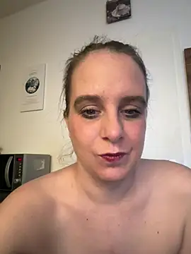 LadyChantale online show from April 8, 6:35 am