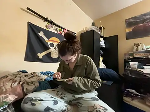 Snowbunnycake 131 online show from May 23, 1:26 pm