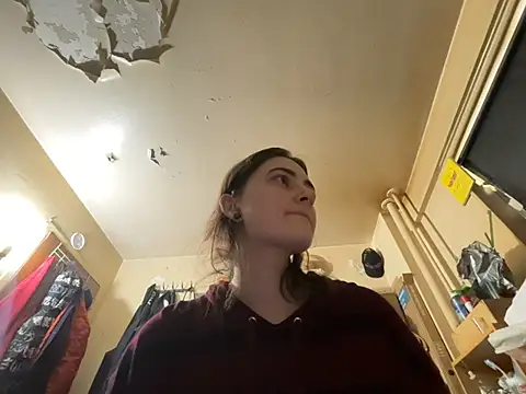 Snowbunnycake 131 online show from May 27, 7:33 pm