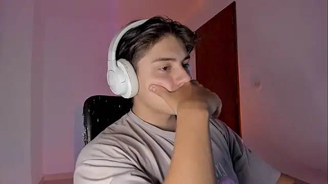 Giordano Russo online show from February 5, 3:44 am