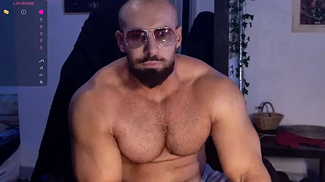 Snapshot of Musculus6 chatting on July 16, 6:47 pm Musculus6 online show from July 16, 6:47 pm