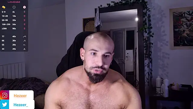 Snapshot of Musculus6 chatting on July 28, 9:25 pm Musculus6 online show from July 28, 9:25 pm