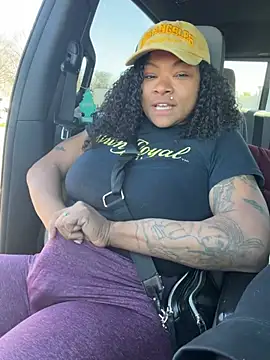 HaloRodeoLover2 online show from March 23, 6:23 pm