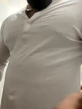 Snapshot of alexhunk09 chatting on November 14, 10:47 am alexhunk09 online show from November 14, 10:47 am