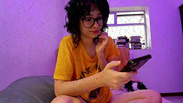 Snapshot of _Lunnaa_ chatting on September 14, 10:53 pm Lunnaa online show from September 14, 10:53 pm