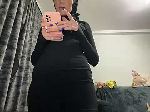 GumusGuray online show from March 13, 2:27 am