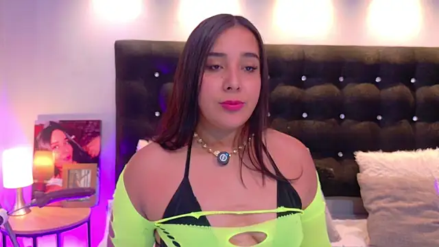 ValenScott1 online show from November 26, 12:50 pm