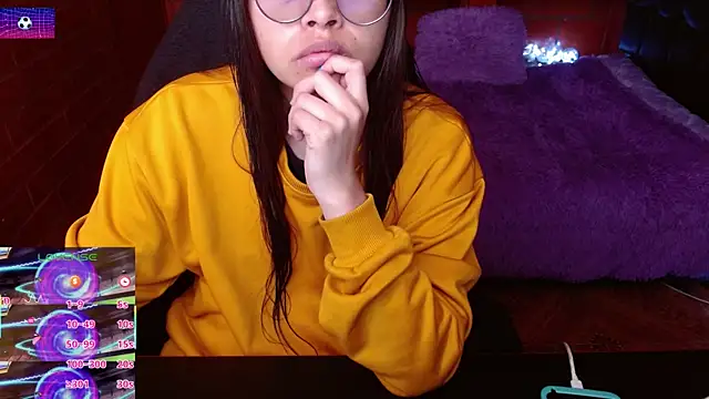 Snapshot of MidoriQuiinn chatting on July 1, 4:29 pm MidoriQuiinn online show from July 1, 4:29 pm