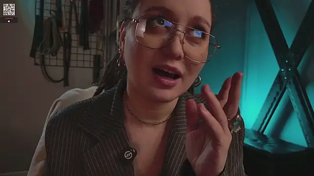 Snapshot of VortexProject chatting on January 10, 1:24 pm VortexProject online show from January 10, 1:24 pm