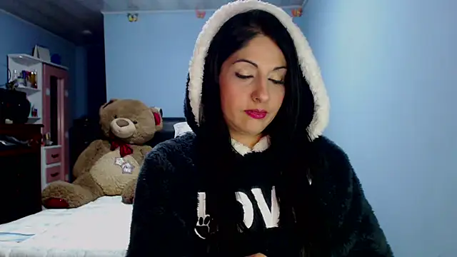 sahtlove1 online show from May 7, 1:22 am