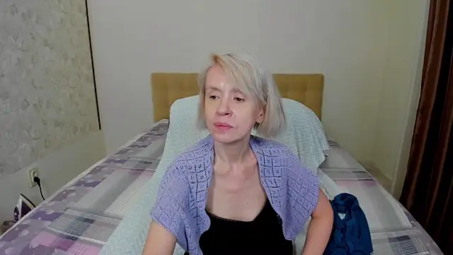 aminalive online show from September 16, 7:26 pm