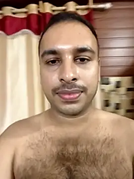 Snapshot of vishnuvinod_india chatting on November 7, 5:35 pm vishnuvinod india online show from November 7, 5:35 pm