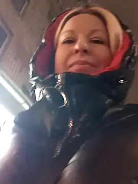 Arina smiles online show from February 8, 3:42 pm
