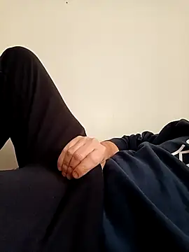 ScalicHat69 online show from April 9, 10:09 am