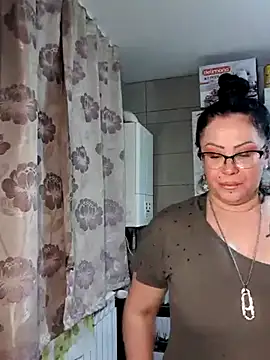 x  KHALEESI  x online show from January 7, 12:03 am