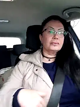 x  KHALEESI  x online show from March 17, 2:12 pm