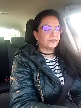 x  KHALEESI  x online show from December 15, 7:34 am