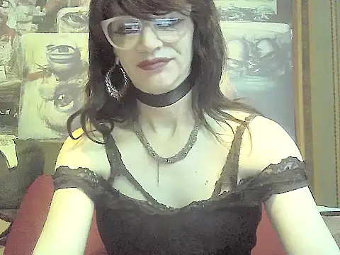 Snapshot of TheBlackWtch chatting on May 21, 3:08 pm TheBlackWtch online show from May 21, 3:08 pm
