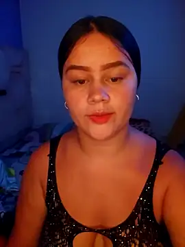 sweet lucia online show from March 26, 8:25 pm