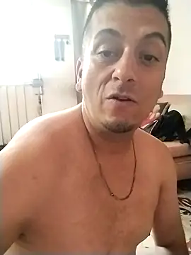 Snapshot of starplss chatting on November 28, 8:33 pm starplss online show from November 28, 8:33 pm