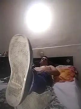 starplss online show from March 25, 4:07 am