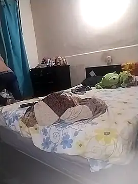 starplss online show from March 31, 5:08 am