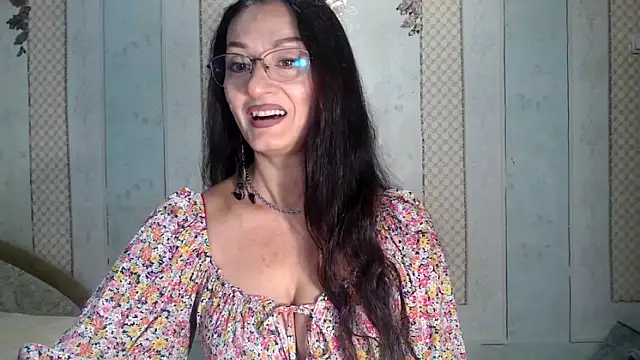 Antralyn online show from September 27, 9:36 am