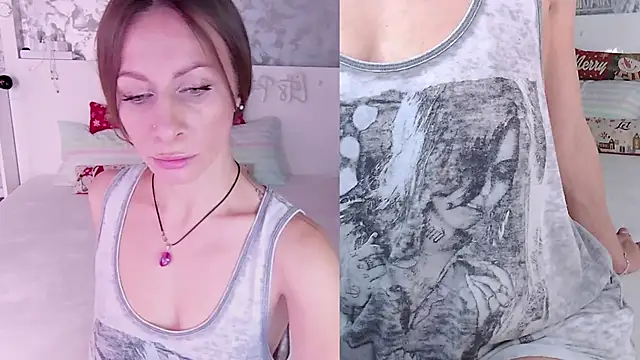 Snapshot of MirandaHobbs chatting on December 3, 8:27 am MirandaHobbs online show from December 3, 8:27 am