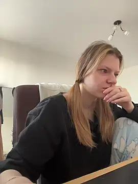 MaryHiggins online show from March 15, 5:35 am