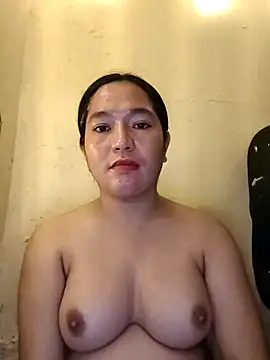 Snapshot of trans4cock12345 chatting on December 20, 1:18 pm trans4cock12345 online show from December 20, 1:18 pm