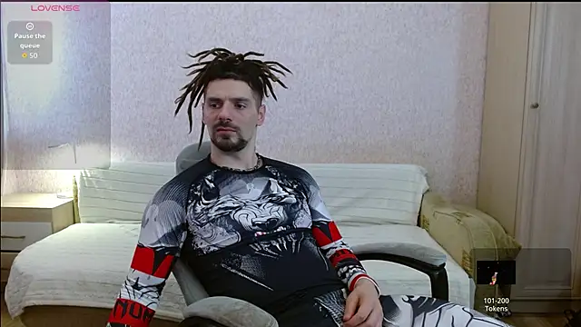 Aestheticguy101 online show from April 4, 10:35 am