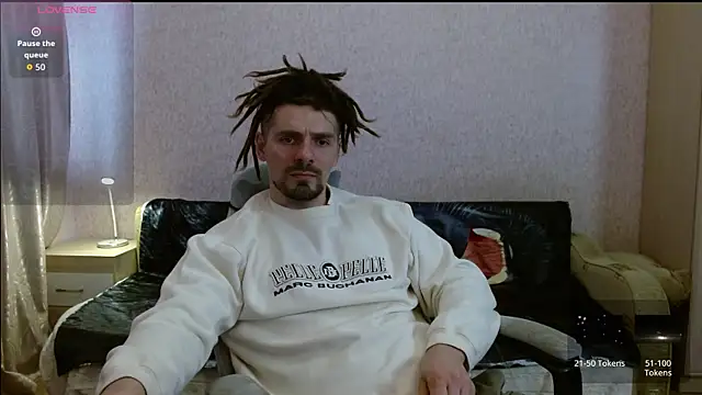 Aestheticguy101 online show from April 13, 1:49 pm